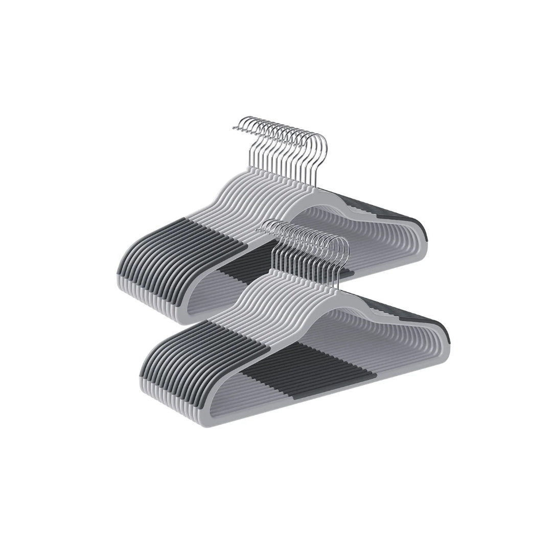 Plastic Coat Hangers Pack Of 50 – product view 3 | Amaraloft