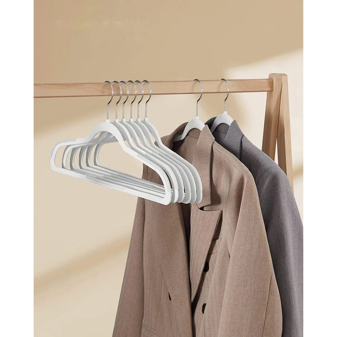 Plastic Coat Hangers Pack Of 50 – product view 22 | Amaraloft